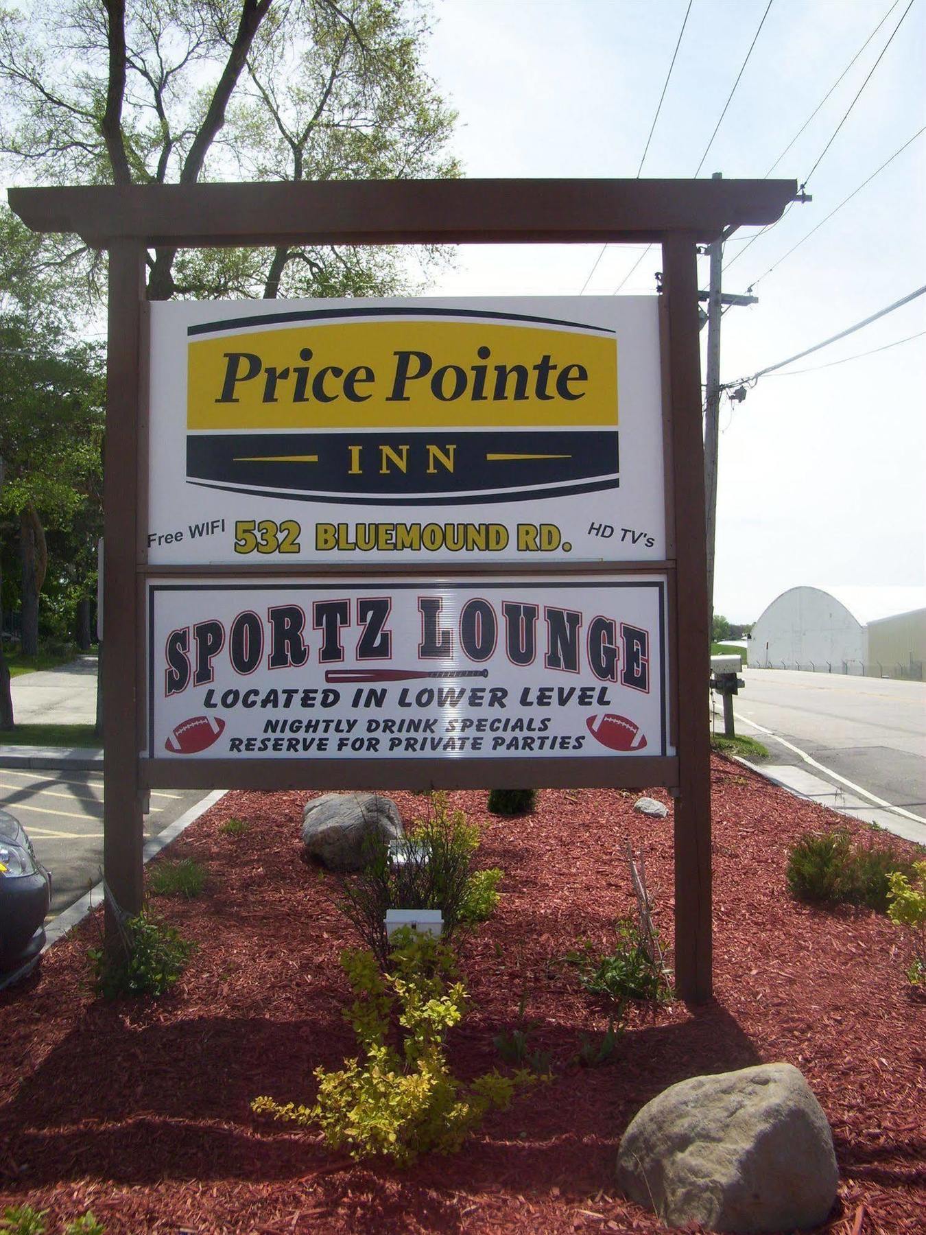 ווקשה Price Pointe Inn מראה חיצוני תמונה